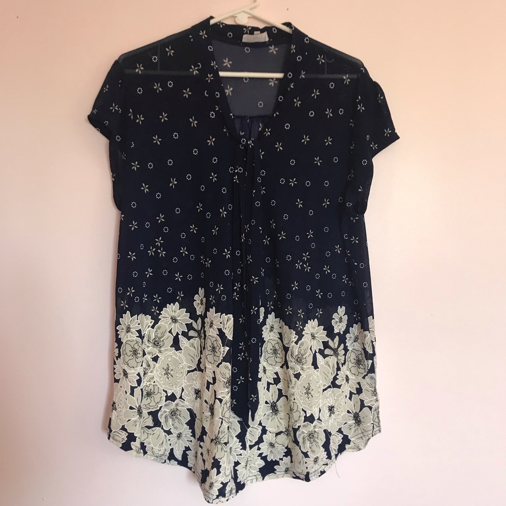Stretchy Floral Blouse